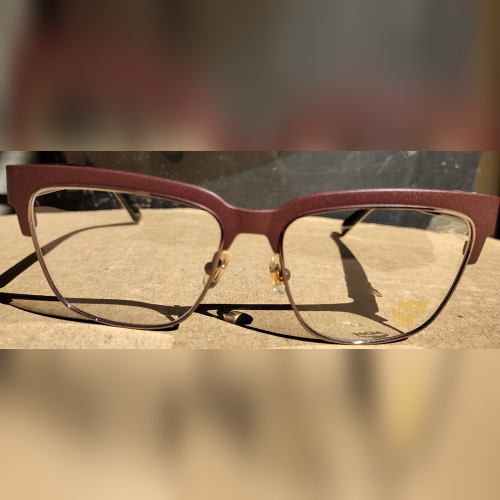 UNISEX MCM glasses